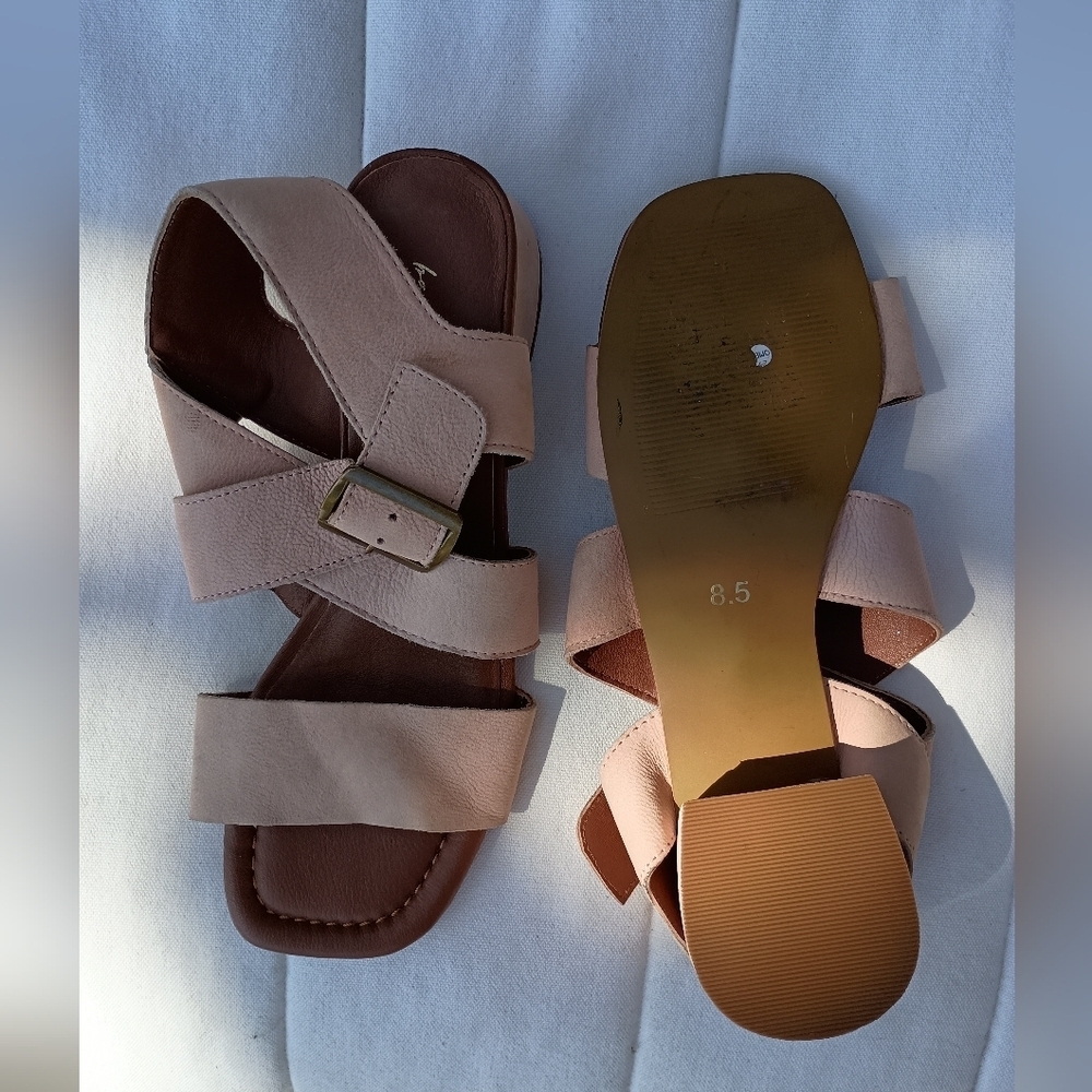 Band Of The Free Women's Tan Sandals_8.5 - Picture 5 of 9